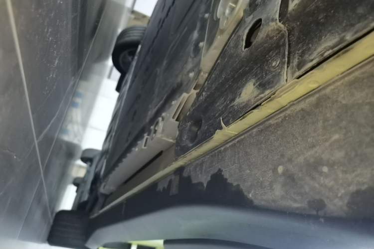 Used firefly 2025 Illuminated Edition Right Side Sill