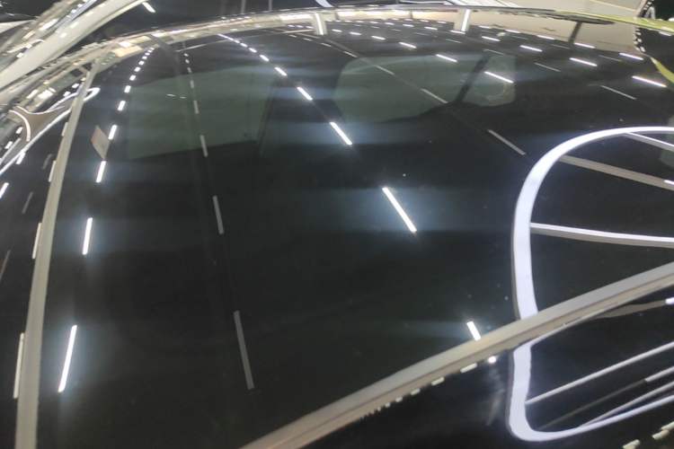 Used firefly 2025 Illuminated Edition Roof