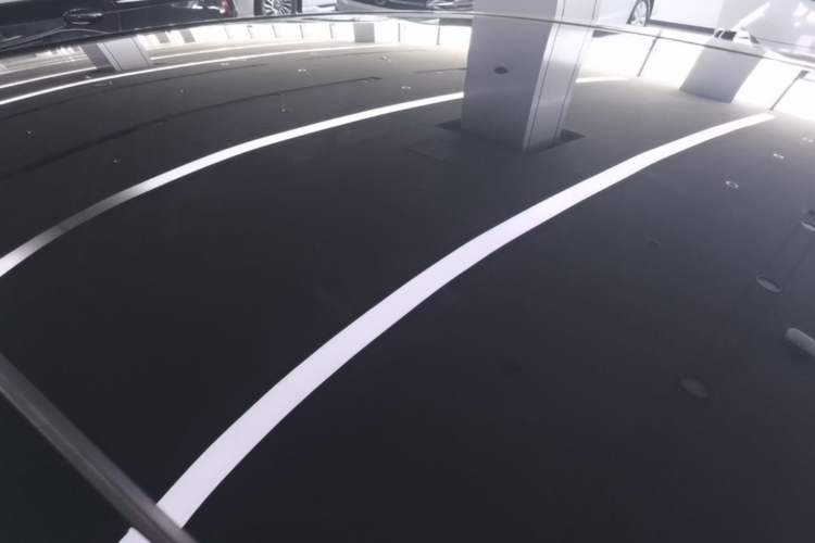 Used firefly 2025 Illuminated Edition Roof