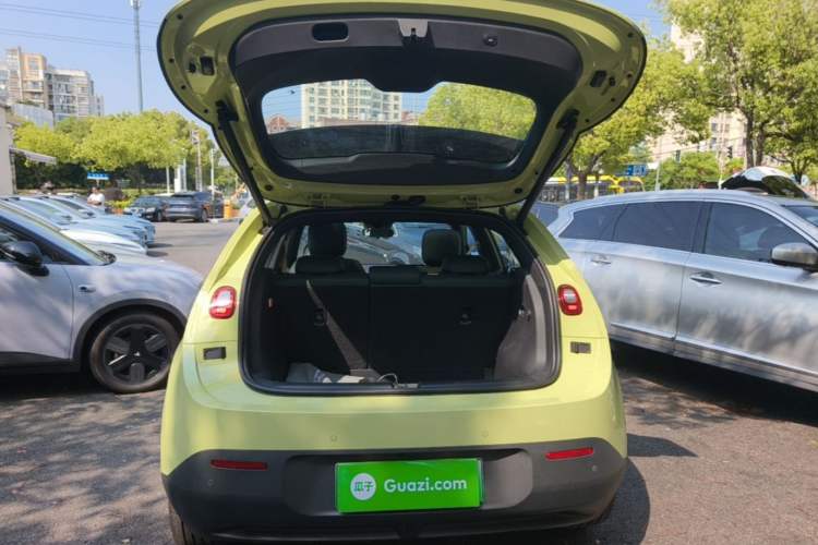 Used firefly 2025 Free Edition Trunk