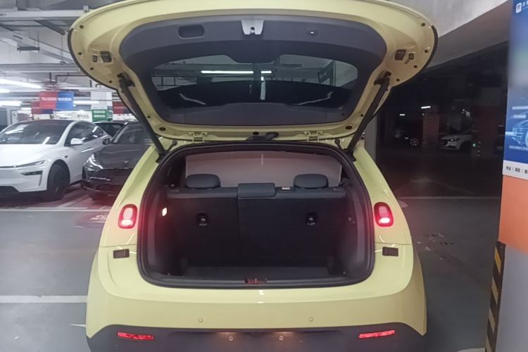 Used firefly 2025 Free Edition Trunk