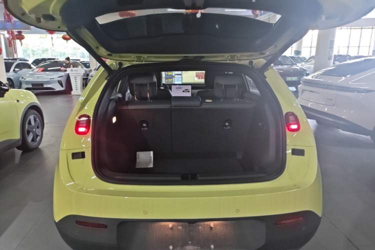 Used firefly 2025 Free Edition Trunk