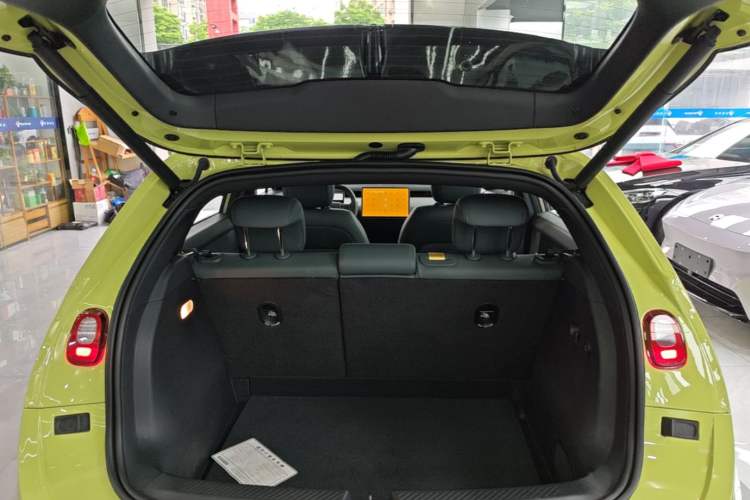 Used firefly 2025 Free Edition Trunk