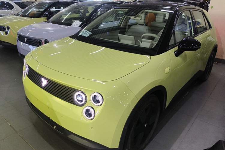 Used firefly 2025 Illuminated Edition Guazi used car, China used car export, Used car for sale, Used  cars, Cheapest cars for sale