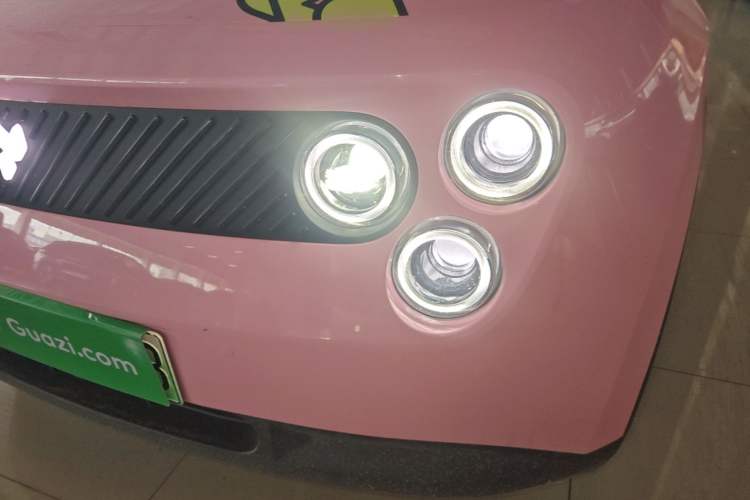 Used firefly 2025 Free Edition Left Front Headlight