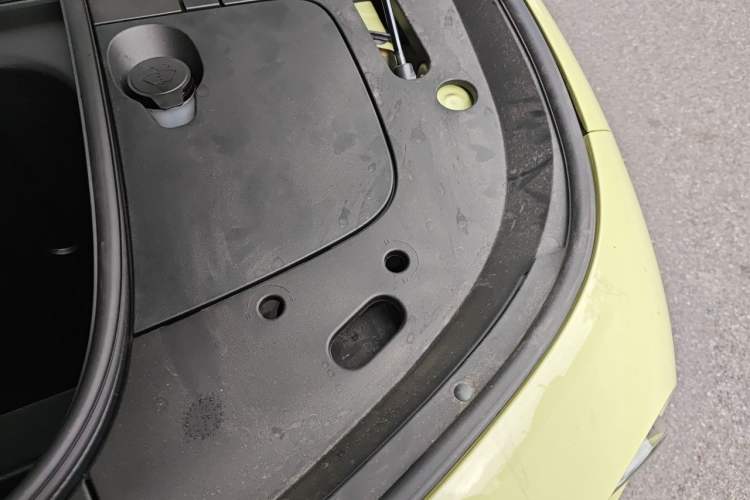Used firefly 2025 Illuminated Edition Engine Bay Left