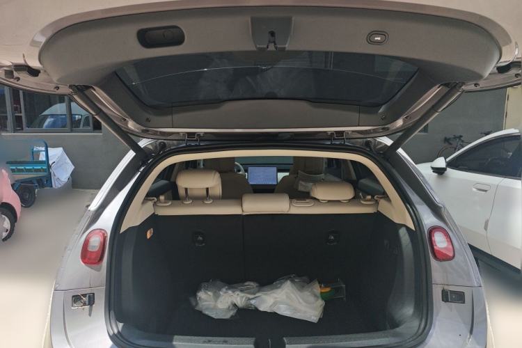 Used firefly 2025 Illuminated Edition Trunk