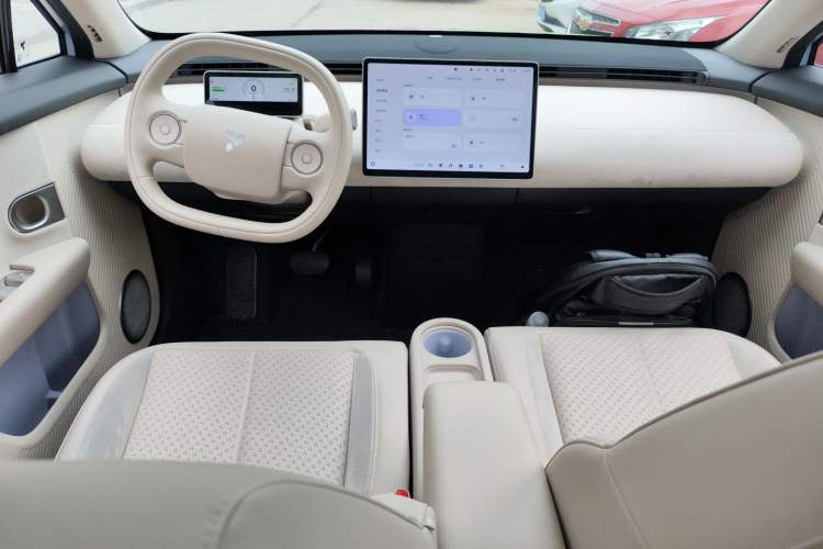 Used firefly 2025 Illuminated Edition Center Console