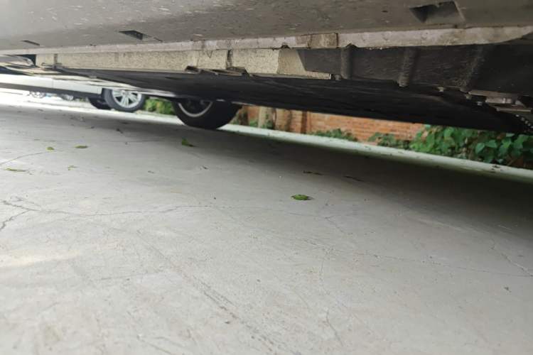 Used firefly 2025 Illuminated Edition Chassis Front Right