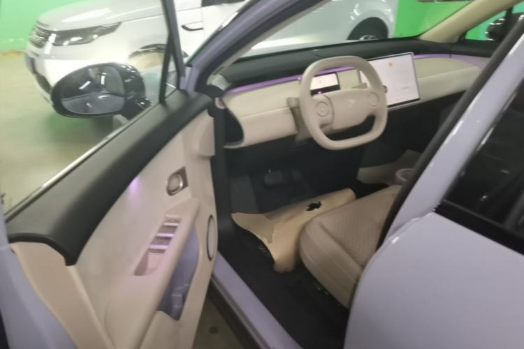 Used firefly 2025 Illuminated Edition Driver Seat