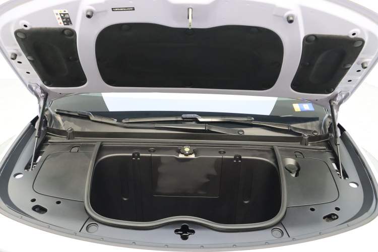 Used firefly 2025 Free Edition Engine Bay