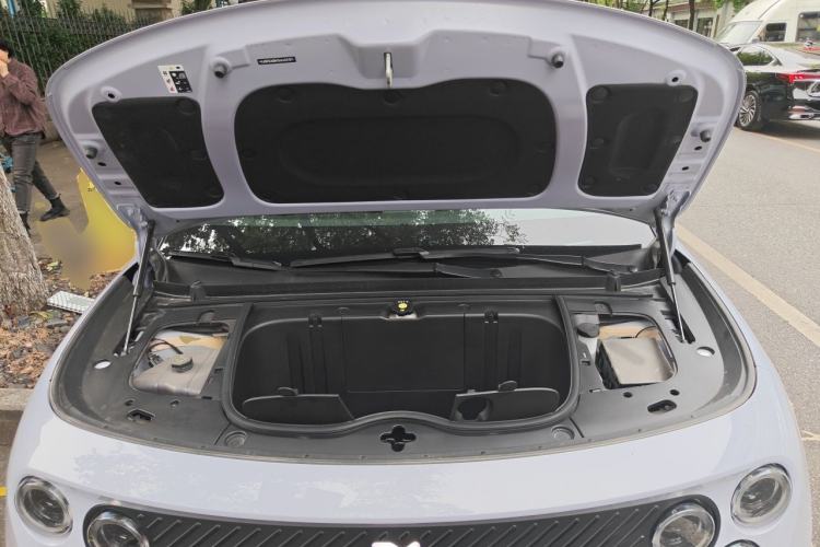 Used firefly 2025 Free Edition Engine Bay