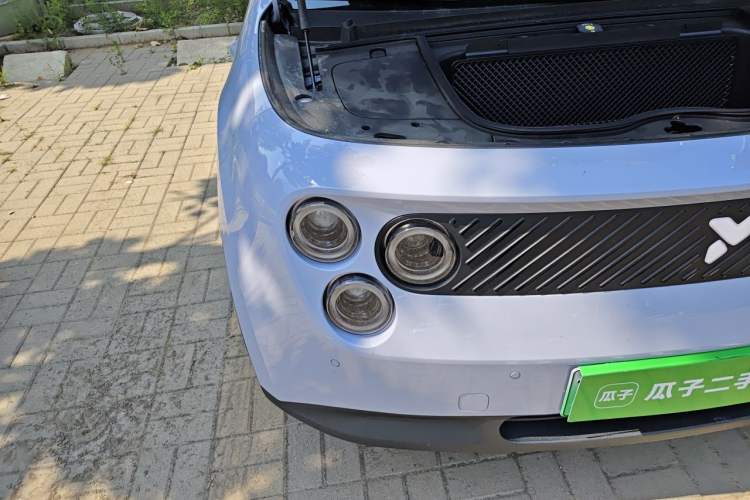 Used firefly 2025 Illuminated Edition Engine Bay Right