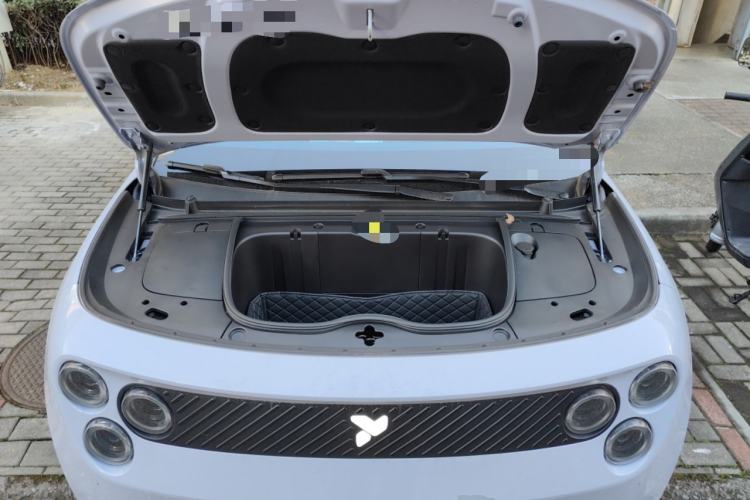 Used firefly 2025 Illuminated Edition Engine Bay