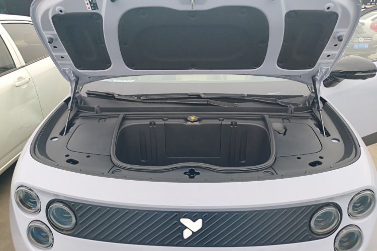 Used firefly 2025 Free Edition Engine Bay