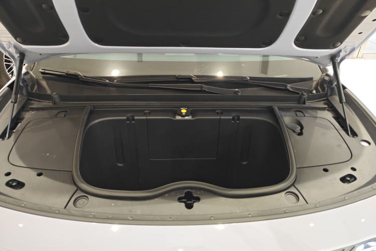 Used firefly 2025 Illuminated Edition Engine Bay