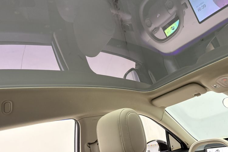 Used firefly 2025 Illuminated Edition Headliner