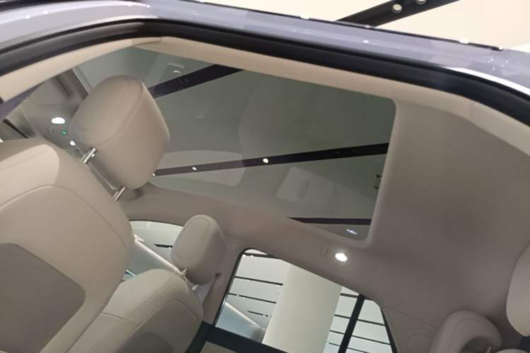 Used firefly 2025 Free Edition Headliner
