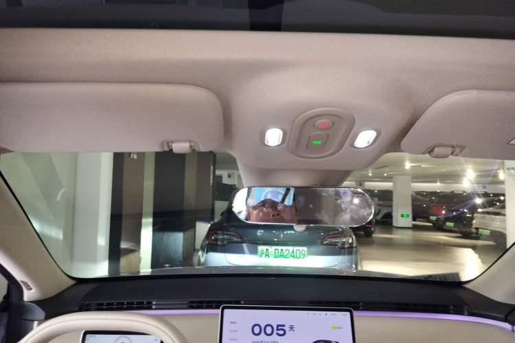 Used firefly 2025 Free Edition Headliner