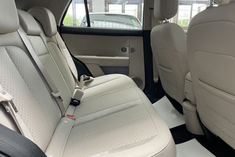 Used firefly 2025 Illuminated Edition Interior 2