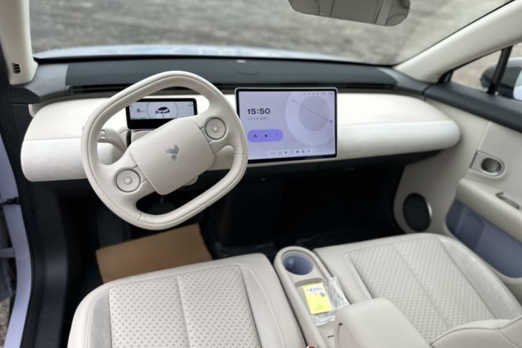 Used firefly 2025 Illuminated Edition Interior 7