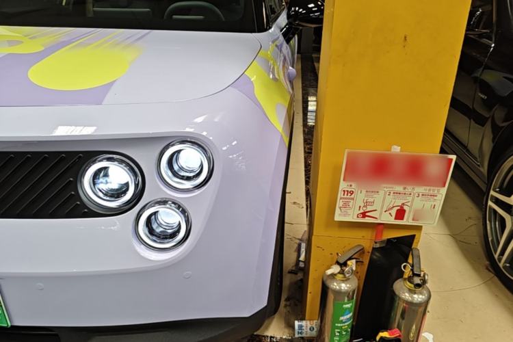 Used firefly 2025 Free Edition Left Front Headlight