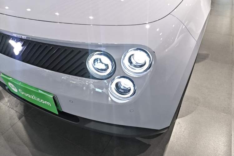 Used firefly 2025 Illuminated Edition Left Front Headlight