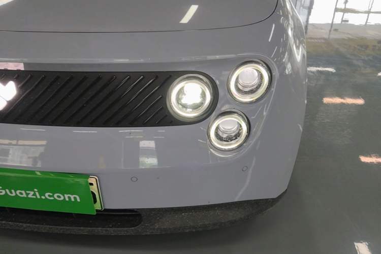 Used firefly 2025 Illuminated Edition Left Front Headlight