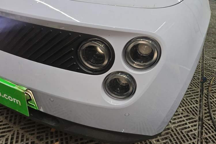 Used firefly 2025 Illuminated Edition Left Front Headlight