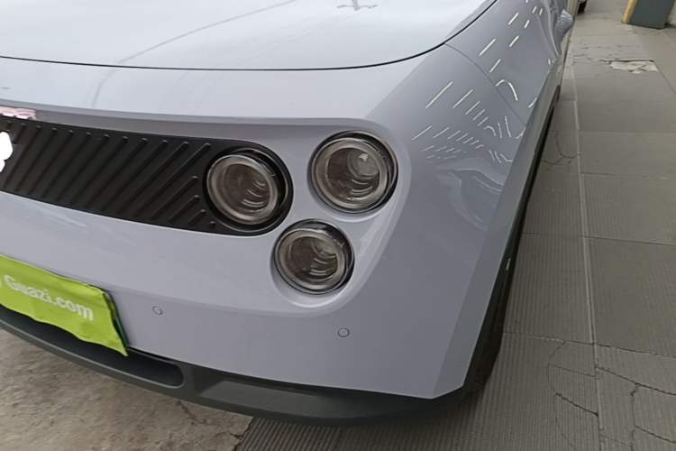 Used firefly 2025 Illuminated Edition Left Front Headlight