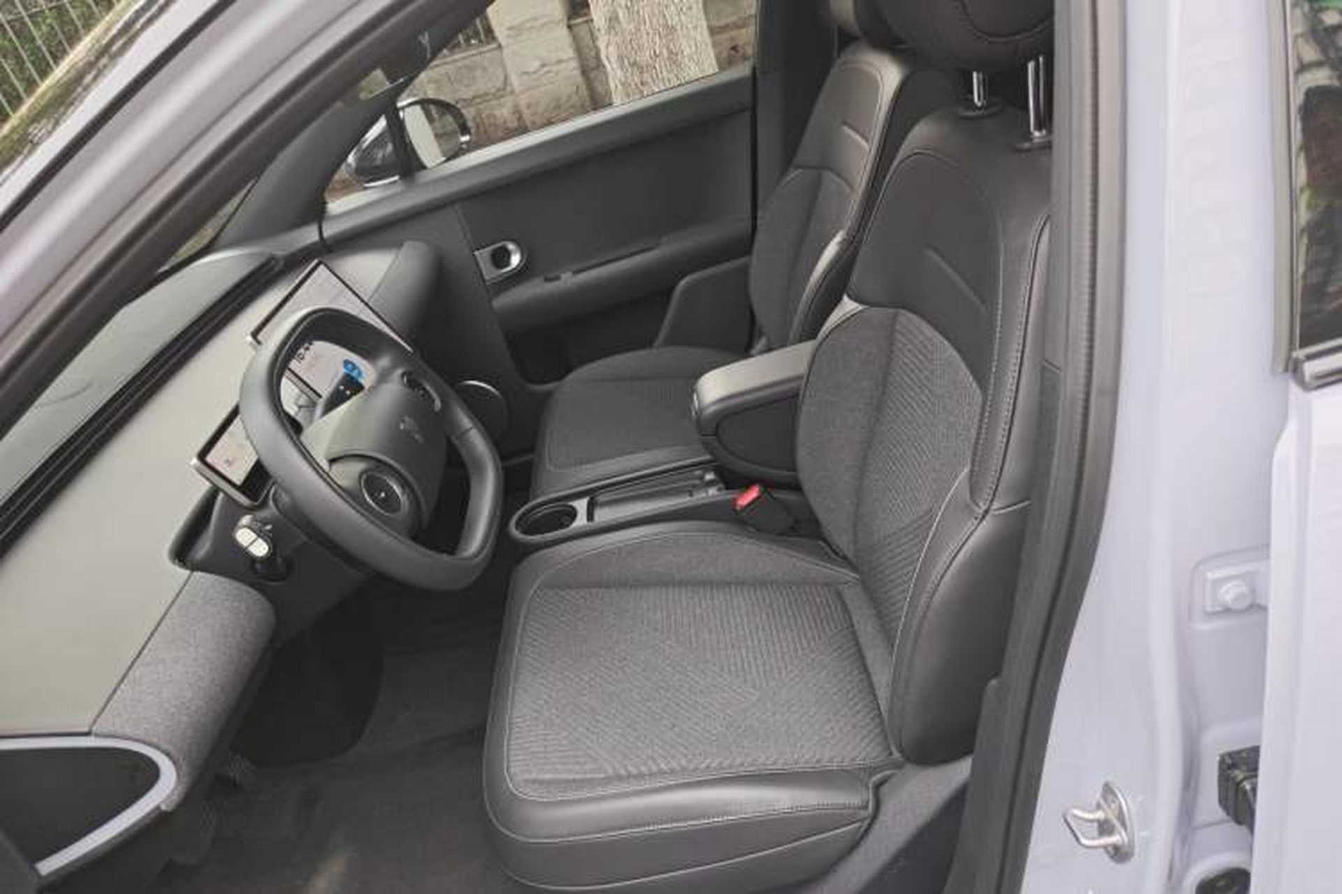 Used firefly 2025 Free Edition Left Front Seat