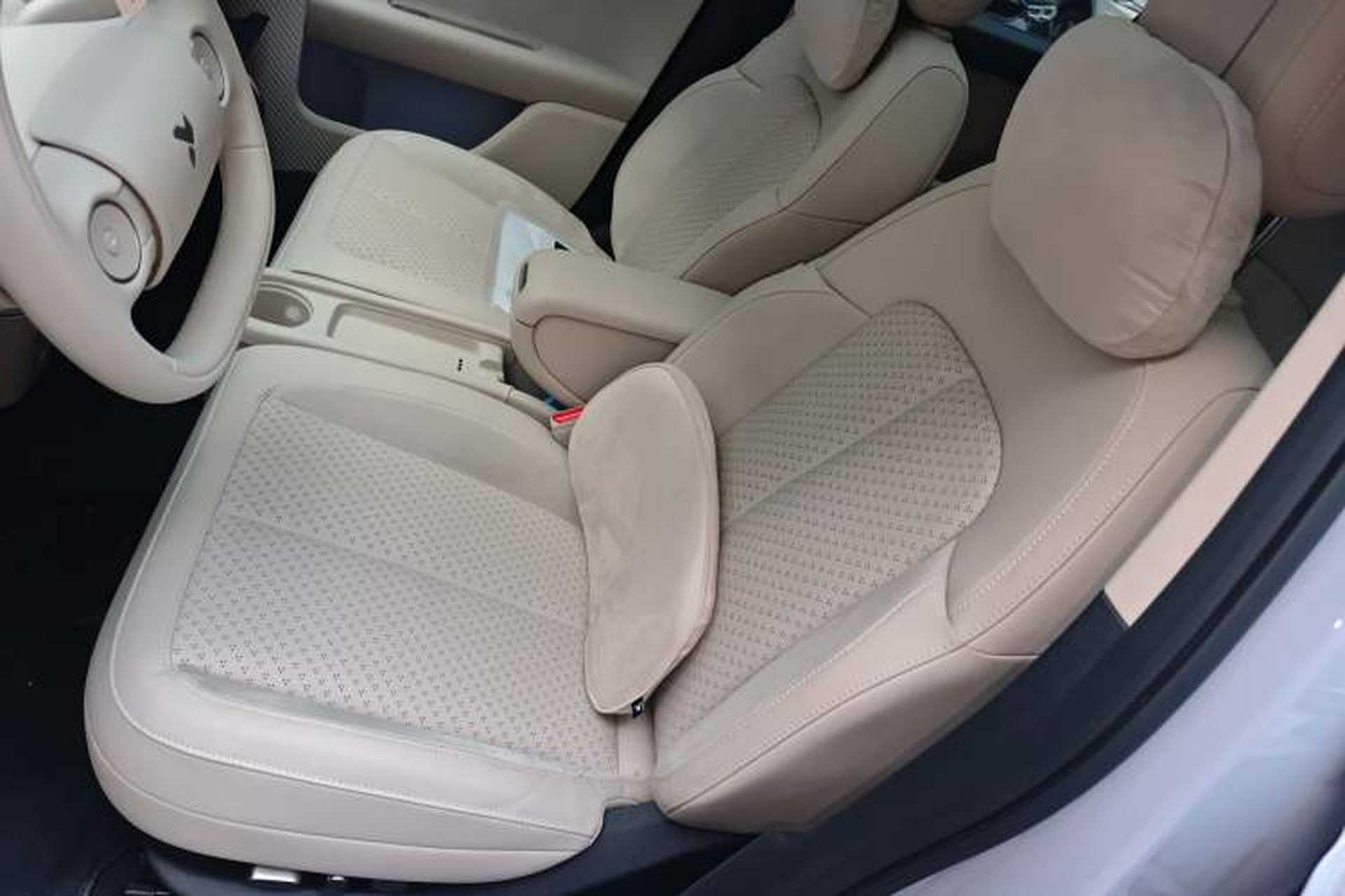 Used firefly 2025 Illuminated Edition Left Front Seat
