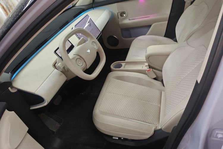 Used firefly 2025 Illuminated Edition Left Front Seat