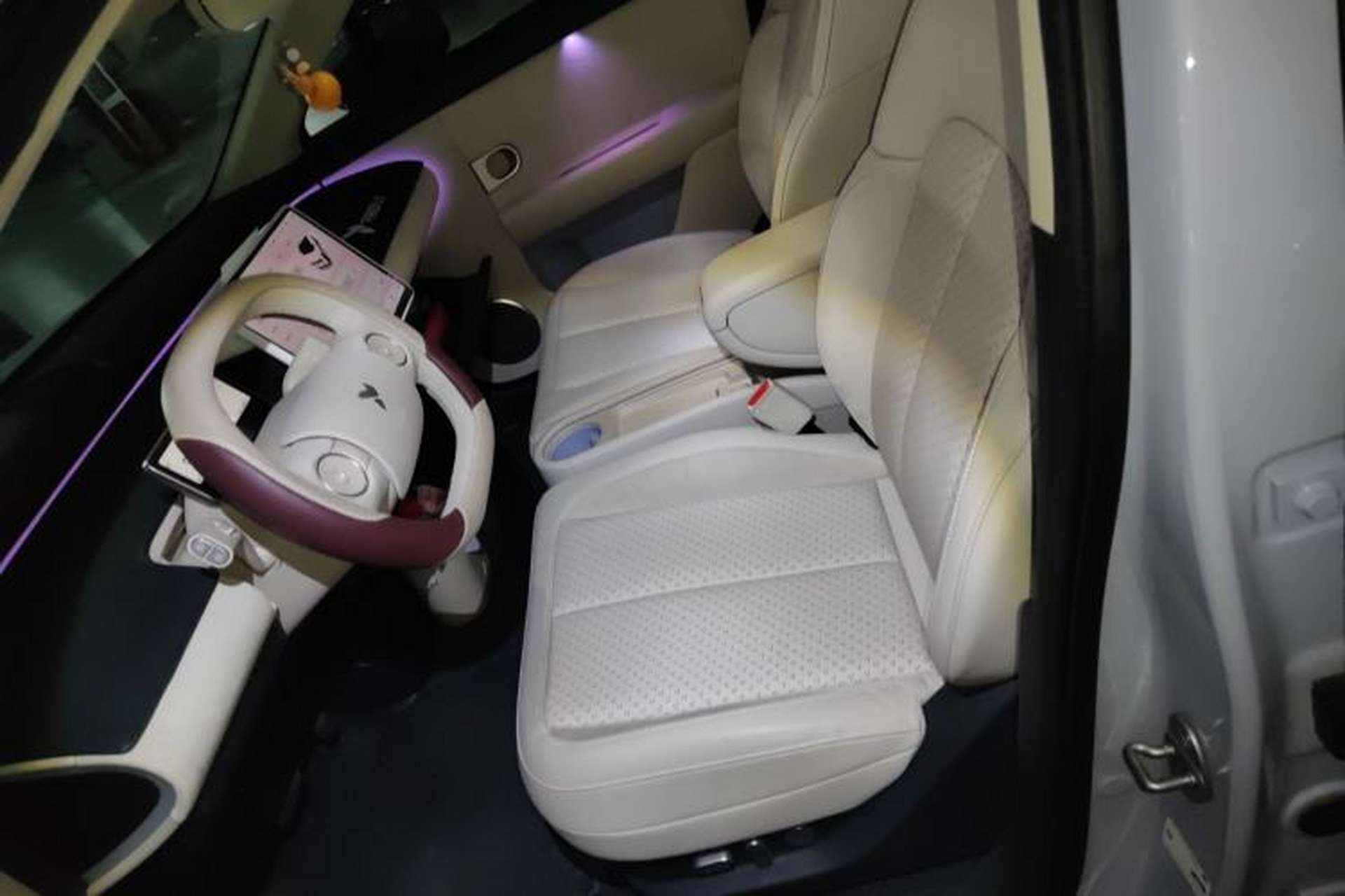 Used firefly 2025 Illuminated Edition Left Front Seat