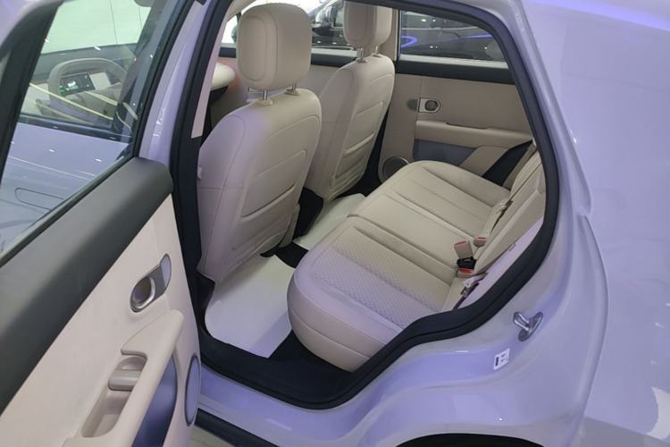 Used firefly 2025 Illuminated Edition Left Rear Seat