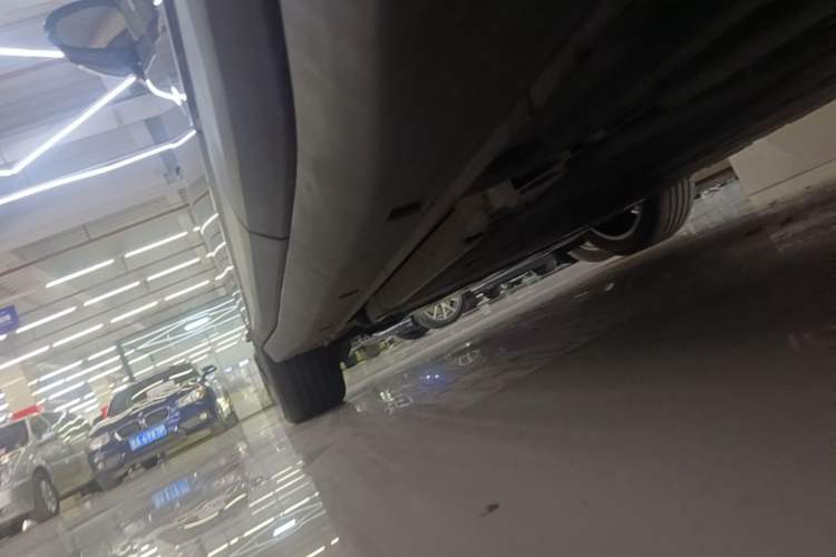 Used firefly 2025 Illuminated Edition Left Side Sill