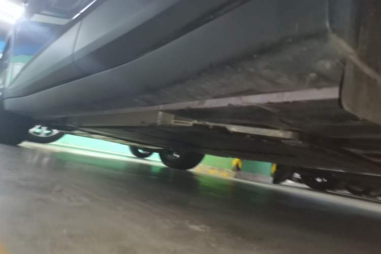 Used firefly 2025 Illuminated Edition Left Side Sill