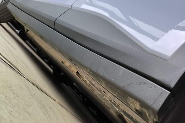 Used firefly 2025 Illuminated Edition Left Side Sill