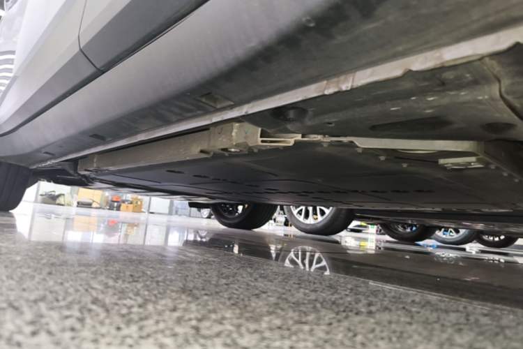 Used firefly 2025 Illuminated Edition Left Side Sill
