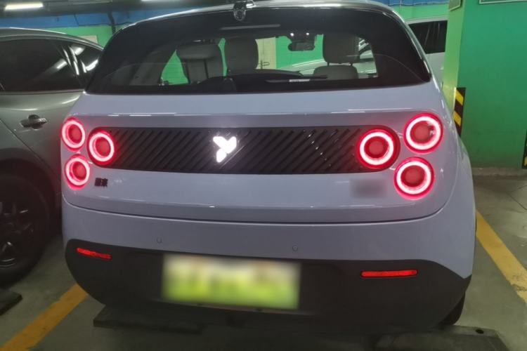 Used firefly 2025 Illuminated Edition Rear
