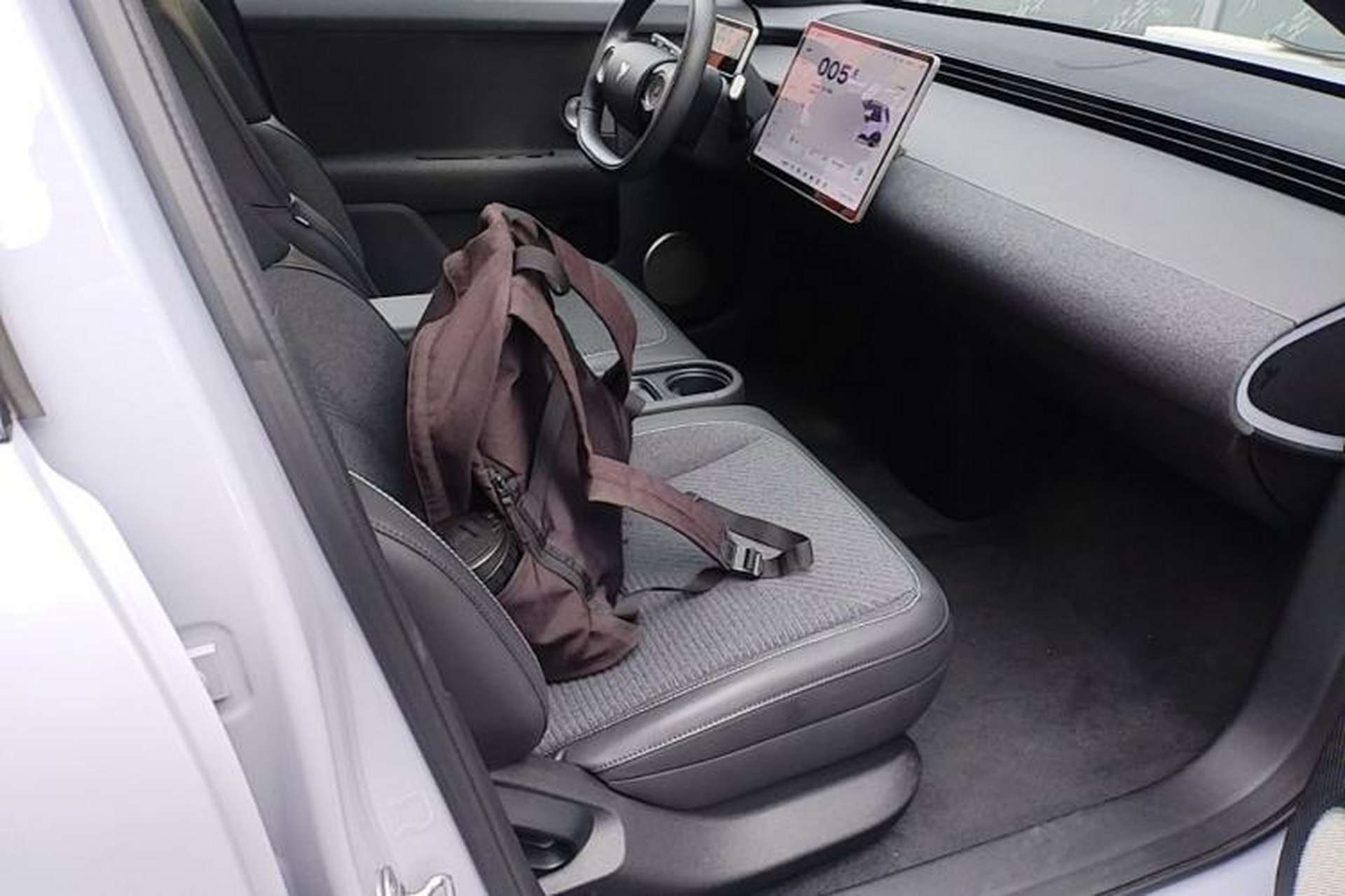 Used firefly 2025 Free Edition Right Front Seat