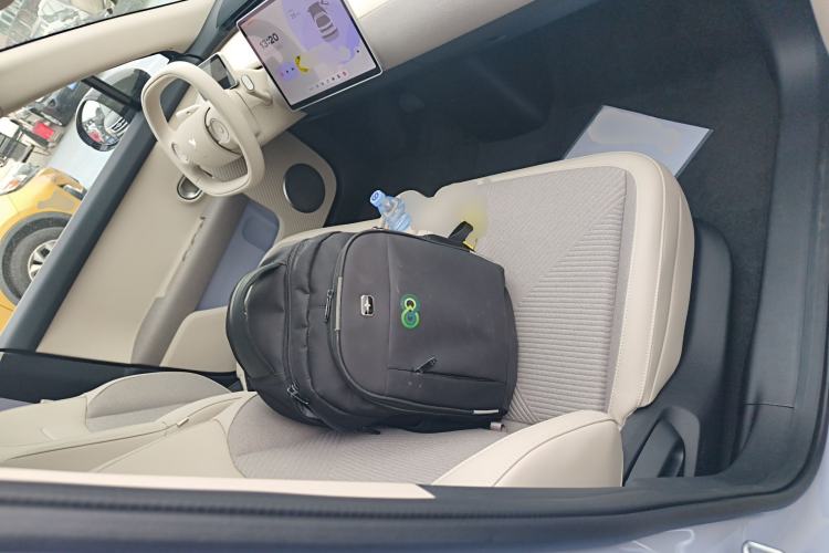Used firefly 2025 Free Edition Right Front Seat