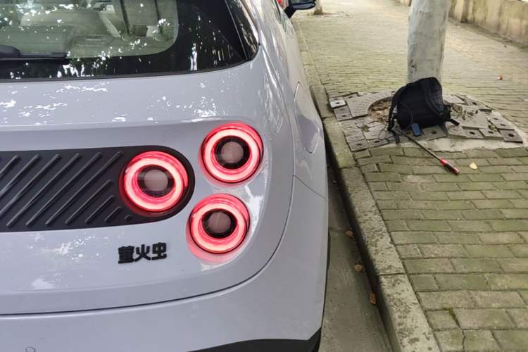 Used firefly 2025 Illuminated Edition Right Rear Taillight
