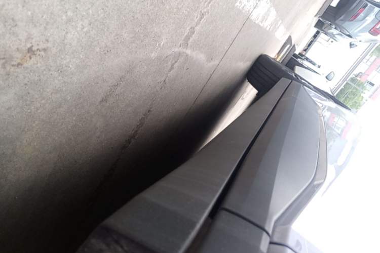 Used firefly 2025 Illuminated Edition Right Side Sill