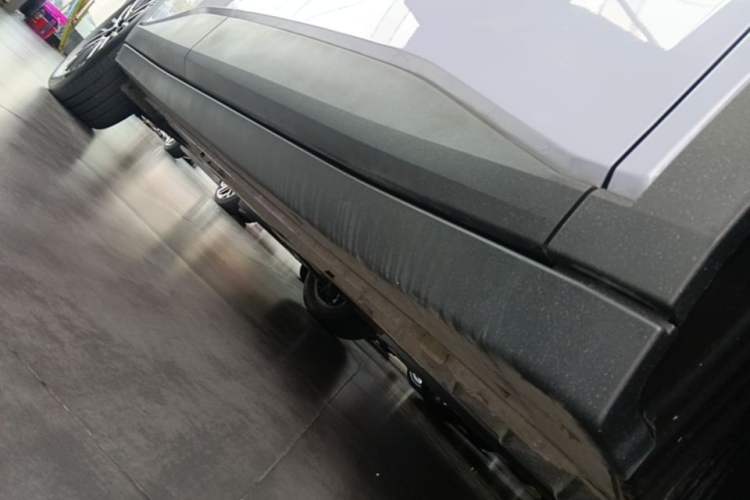 Used firefly 2025 Illuminated Edition Right Side Sill