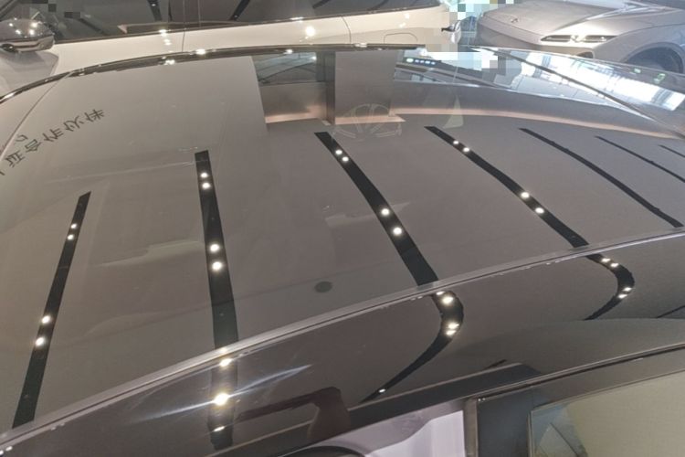Used firefly 2025 Illuminated Edition Roof