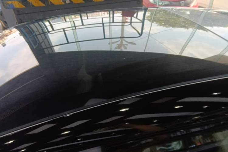 Used firefly 2025 Illuminated Edition Roof