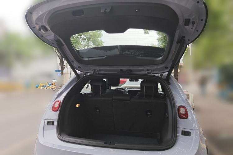 Used firefly 2025 Free Edition Trunk