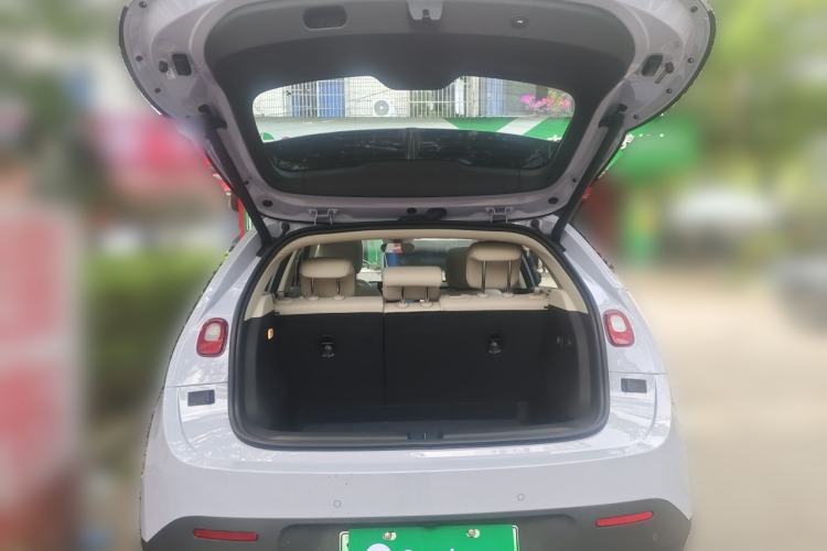 Used firefly 2025 Illuminated Edition Trunk