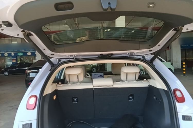 Used firefly 2025 Illuminated Edition Trunk